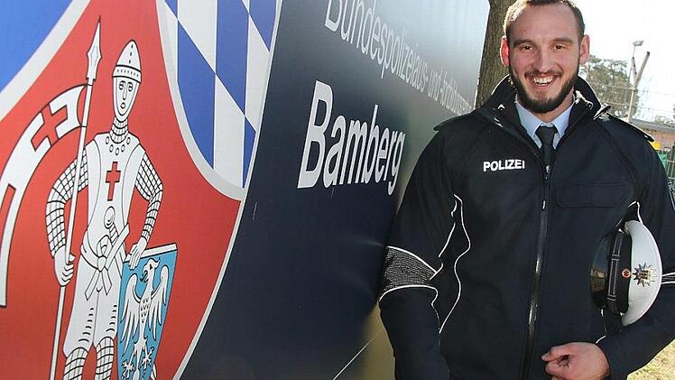 Philipp Schneider absolviert seit September 2016 seine Ausbildung im Aus- und Fortbildungszentrum der Bundespolizei auf dem Gelände der ehemaligen US-Kaserne. Er gehört damit zur ersten Generation der Polizeimeisteranwärter aus Bamberg.  Foto: Sebastian Martin