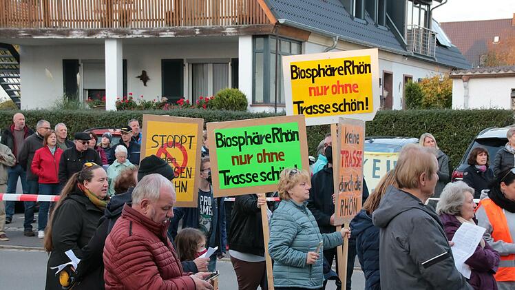 Eindrücke von der Demo gegen die P 43 in Elfershausen.