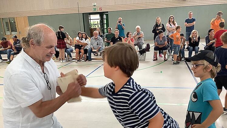 „Nicht mit mir“: Selbstverteidigung und Prävention wurden mit den Schülern geübt.