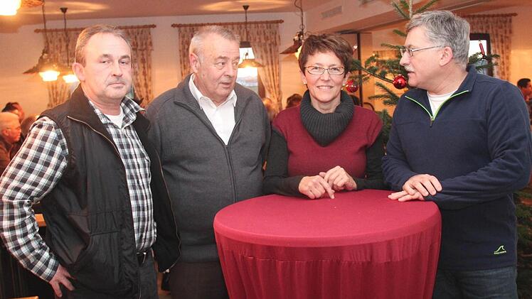 Der neu gewählte Vorstand der Aischer Fischer: Helmut Schleicher, Gerhard Zender, Margit Paulus, Horst Kress