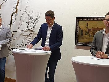 Bei der Podiumsdiskussion (von links): Sigi Katholing, Oliver Plewa und Oliver Kern Maria L&ouml;ffler