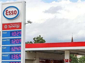 Die Tankstelle in Baiersdorf  Foto: Barbara Herbst