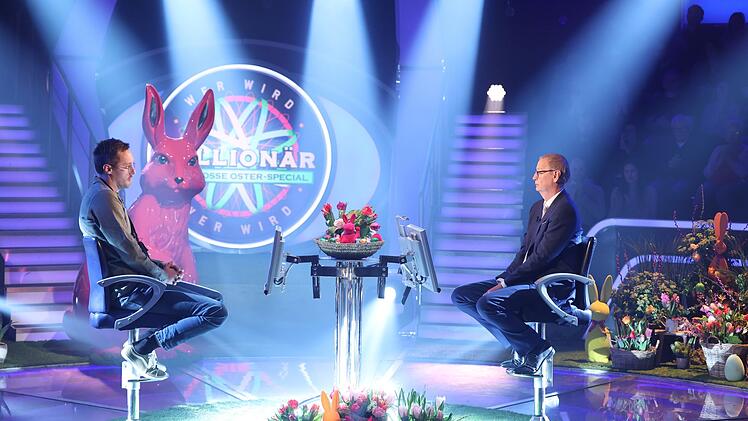 Johannes M&uuml;ller sollte zu seiner eigenen &Uuml;berraschung beweisen, dass er auf dem Ratestuhl so souver&auml;n agiert wie auf der heimischen Couch. Er ging mit 32.000 Euro.