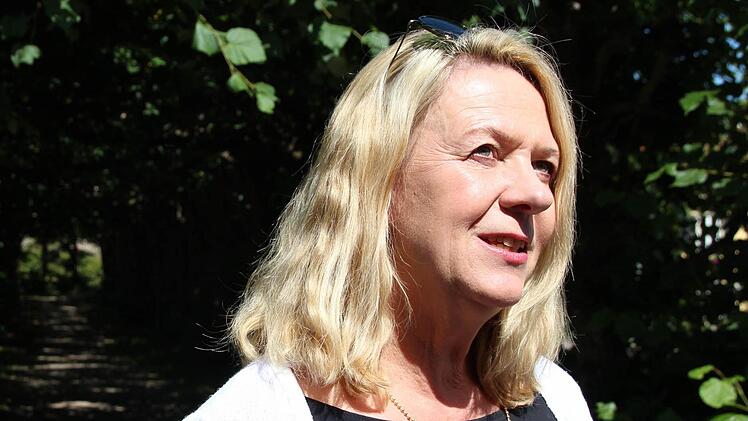 Träumt gerne mal groß: Kurdirektorin Andrea Schallenkammer würde am liebsten noch eine Privatklinik ins Staatsbad holen. Fotos: Benedikt Borst