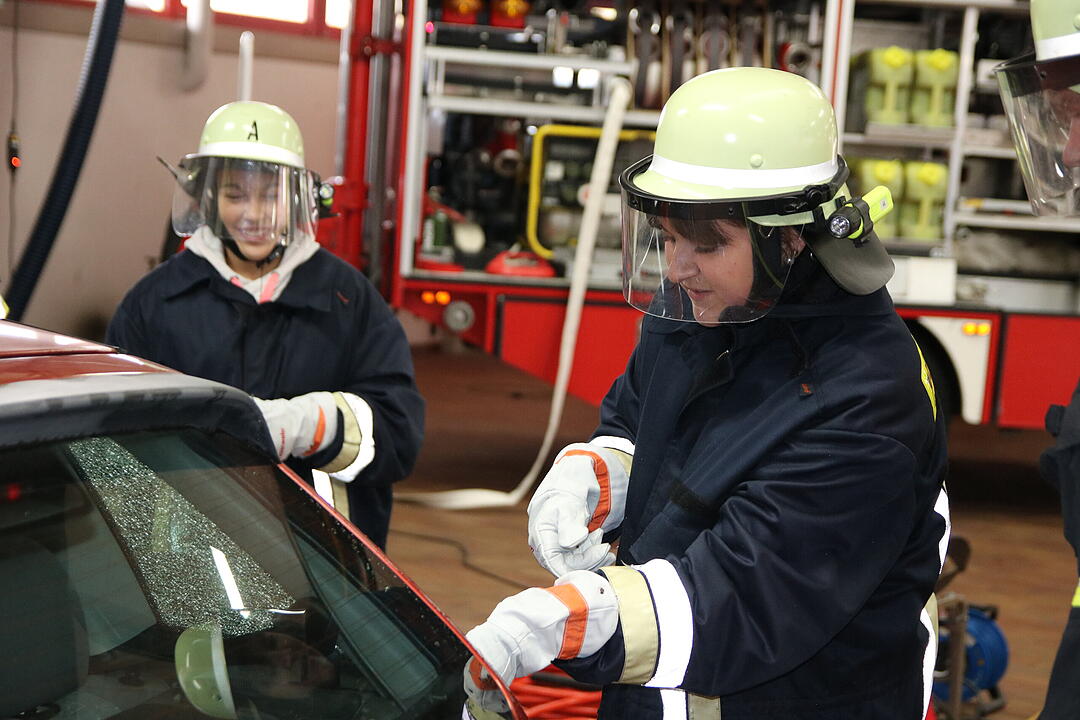 Prinzessinnen bei Feuerwehr