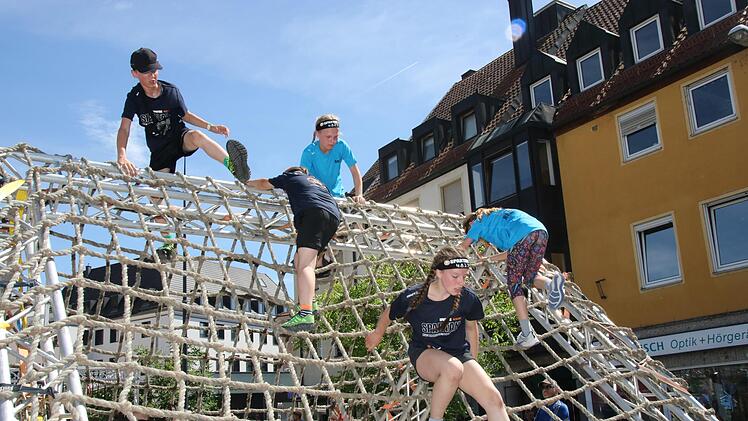 Das Spartan Race hat begonnen. Foto: Jürgen Gärtner