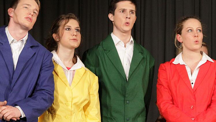 Die Stimmen Max Puschner, Lena Bögelein, Maximilian Seidl und Emma Ferkinghoff