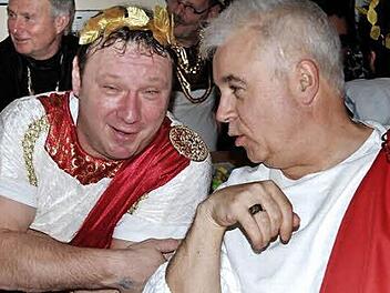 Zwei römische Senatoren im Gespräch Foto: Sigismund von Dobschütz