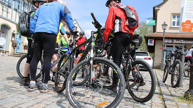 Besprechung vor der Tour