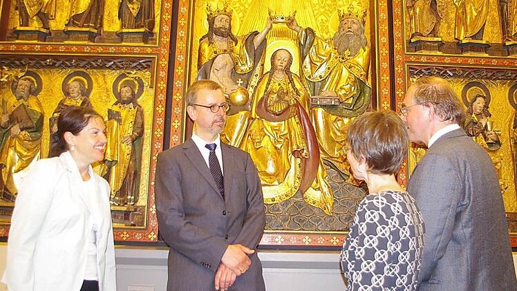 zweite Bürgermeisterin Angela Hofmann, Matthias Weniger, Referent des Bayerischen Nationalmuseums, Kerstin Löw, Leiterin des Tourismusbüros, sowie Lucas-Cranach-Beauftragter Dietmar Lang. Fotos: Heike Schülein