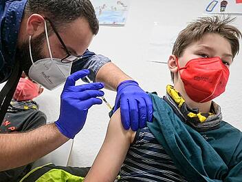 Coronavirus- Kinderimpfungen in Impfzentren Rheinland-Pfalz