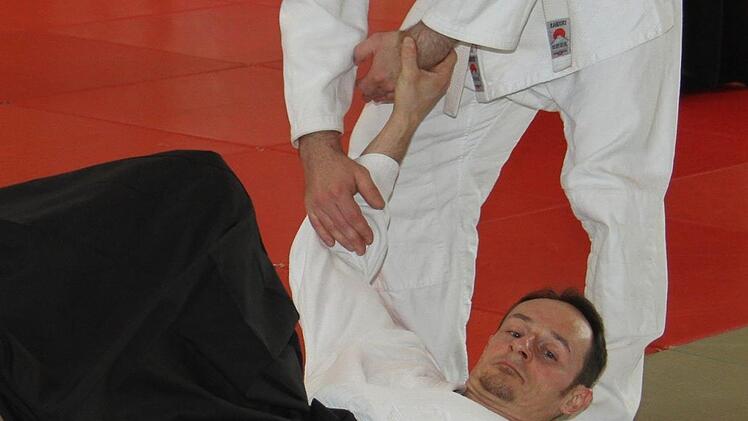 Thorsten Nowak wurde aufs Kreuz gelegt. Foto: Sonny Adam