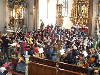 Der Philharmonische Chor Herzogenaurach und die Vogtland Philharmonie bei der Generalprobe am NachmittagManfred Welker