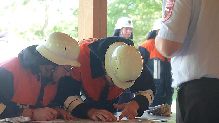 Leistungsmarsch der FeuerwehrenFoto: Gerd Schaar