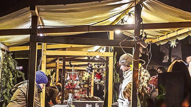 Mit einem neuen Konzept geht der Mitwitzer Weihnachtsmarkt &mdash; hier ein Archivbild von 2019 &mdash; an den Start.