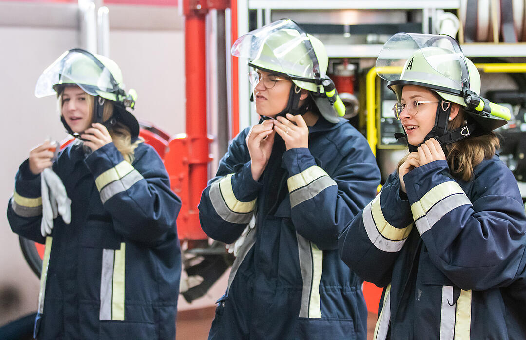 Prinzessinnen bei Feuerwehr