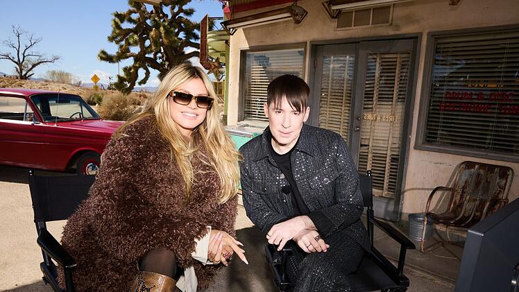 Heidi Klum hat Designer Kilian Kerner als Gastjuror eingeladen.