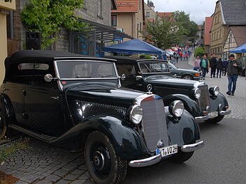 Dorffest mit Oldtimern