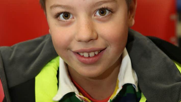 Johannes (10) aus Forchheim: "Ich find's gut, dass die Kinder-Uni heute in Forchheim ist, weil man da was lernen kann. Mich hat interessiert, wie die Suchmaschine meine Frage bearbeitet. Normalerweise nehme ich immer Google, aber jetzt probiere ich mal www.blinde-kuh.de aus." Foto: Barbara Herbst