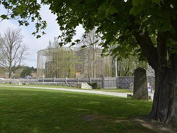 Das Rundtheater bei Schloss Hardelot in Frankreich ist mit der Einbettung in den Park Vorbild für das Coburger Globe. Foto: Michael Stoschek