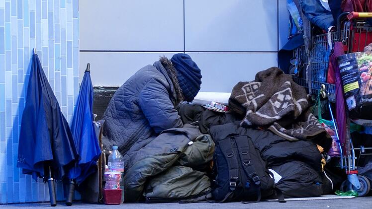 Nürnberg: Helfer erlebt winterlichen Überlebenskampf von Obdachlosen - "nicht mehr aufgewacht"