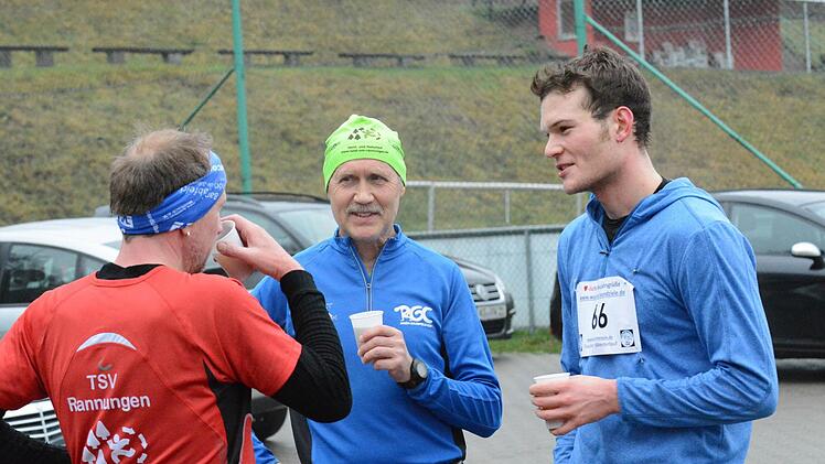 Schnappschüsse vom Fuschter Silvesterlauf.