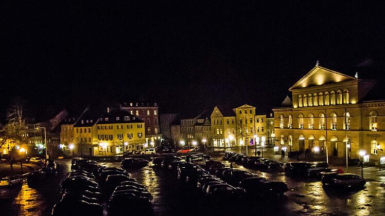 Blick auf den Coburger Schlossplatz bei NachtFoto: Jochen Berger