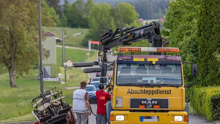 Am Unfall war demnach eine altertümliche Feuerwehrspritze beteiligt. Foto: Goppelt/News5