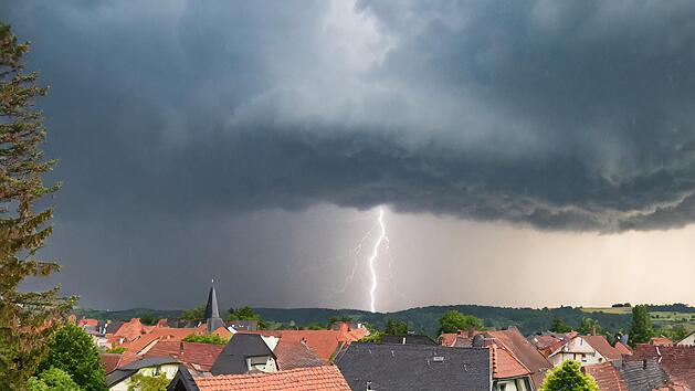 Ein Gewitter in Franken, Unwetter, Blitz, Warnung