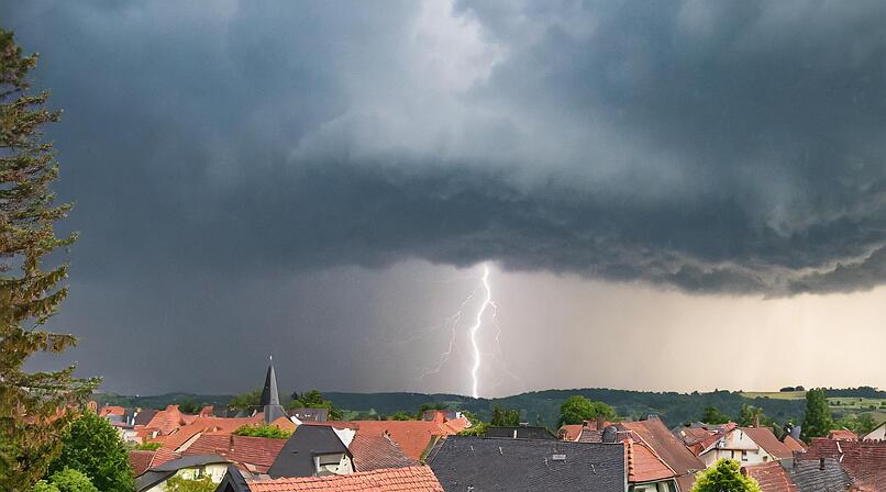 Ein Gewitter in Franken, Unwetter, Blitz, Warnung