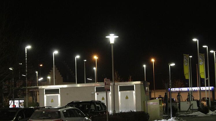 5383 sogenannte Lichtpunkte gibt es in Forchheim. 417 Masten sind marode und müssen ausgewechselt werden.  Foto: Josef Hofbauer