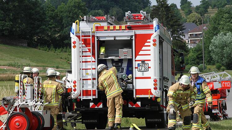Die Wehren im Einsatz bei der Übung zum Gemeindefeuerwehrtag der Gemeinde EbelsbachGünther Geiling