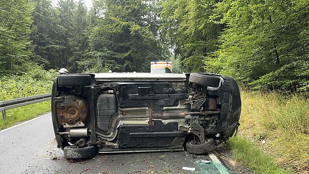 Kreis Kulmbach: Unfall bei Regen - Fahrer war "deutlich zu schnell"