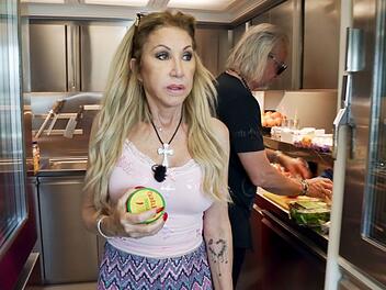 Nach einem Vorfall beim Einkaufen ist Carmen Geiss voller Wut.