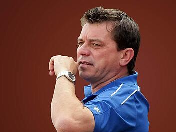 Dieter Kurths Zukunft auf der Trainerbank ist noch offen.