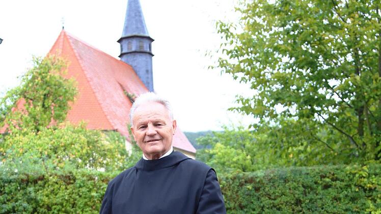 Pater Edmar Greif in Mittelehrenbach  Foto: Franz Galster