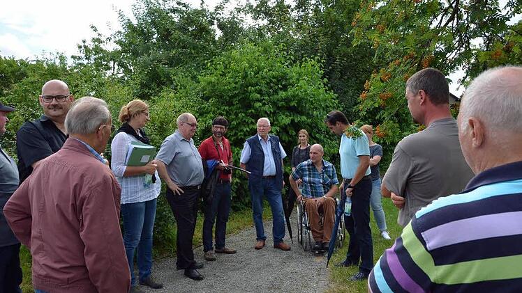 Stadtteil-Rundgang in Poppenroth. Foto: Peter Rauch