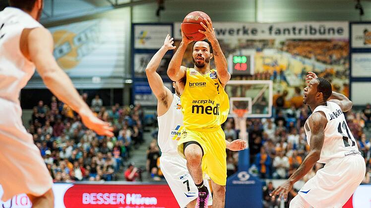 Matchwinner Kyan Anderson. Er traf mit der Schlusssirene einen Dreier. Foto: Christoph Worsch