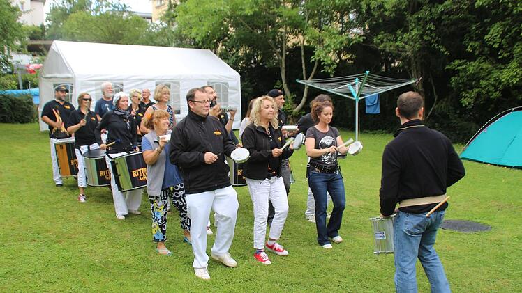 Als Dankeschön gab es ein kleines Privatkonzert im Garten. Foto: privat