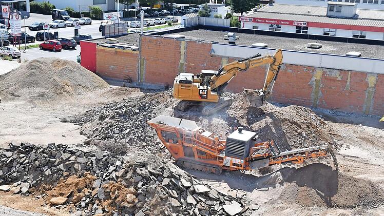 Platz schaffen fürs ParkhausFoto: Ronald Rinklef