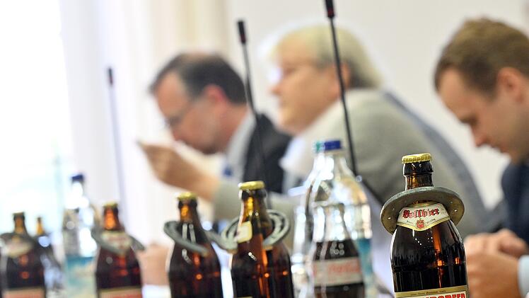 AfD präsentiert sich mit Huppendorfer - Brauerei mit Statement