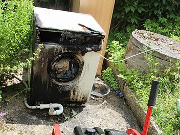 Die Waschmaschine ist ausgebrannt.  Foto: Friedwald Schedel