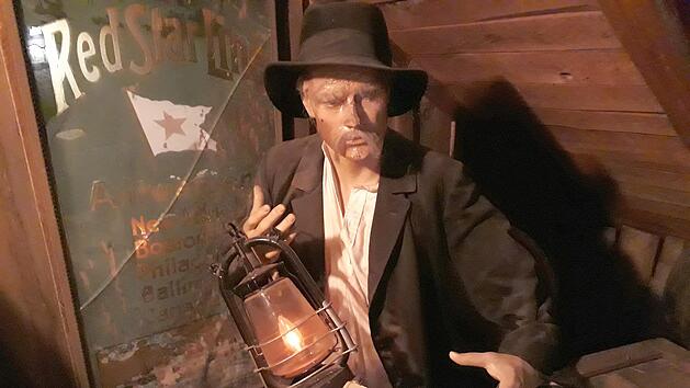 Mit Schiffen der "Red Star Line" brachen im 19. Jahrhundert &uuml;ber 50&nbsp;000 Oberfranken auf nach Amerika.  Foto: Josef Hofbauer