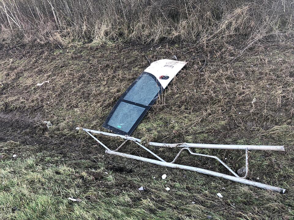 Mittelfranken: Bus mit 26 Schülern verunglückt auf A7 – mehrere Verletzte