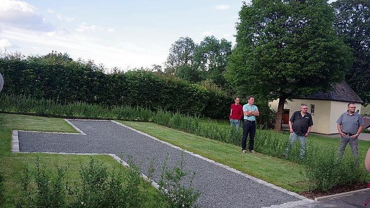 Auch ein Urnenfeld soll auf dem Wickendorfer Friedhof gestaltet werden.Heike Schülein