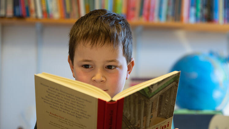 Hochschule Coburg: Die Kinder-Uni ist zur&uuml;ck - wann und wie Kinder Uni kennenlernen k&ouml;nnen