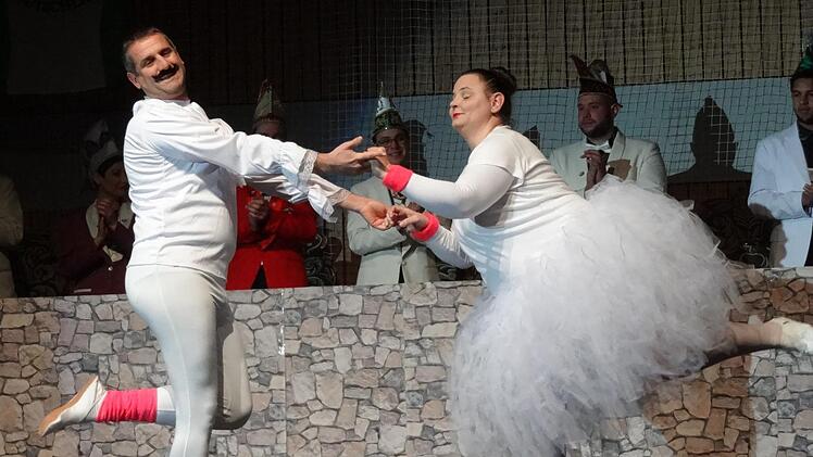 Anmut und Grazie! Das Tanzpaar aus Rafld zeigten ein reichlich untypisches Ballett. Foto: Pierre Strecker