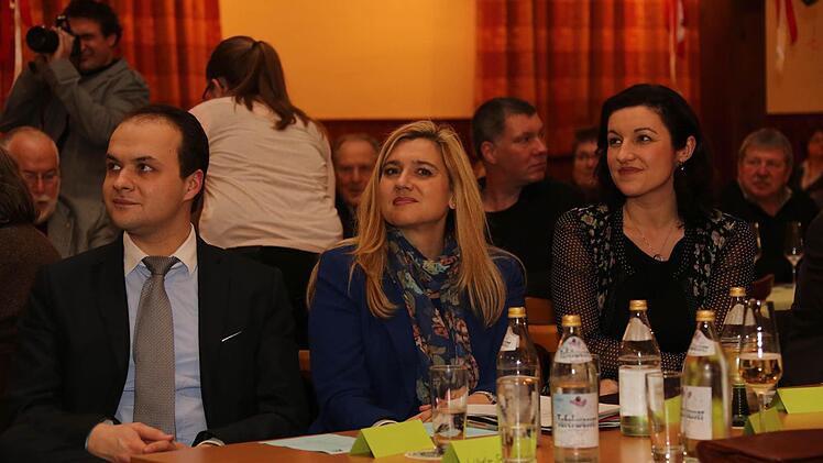 Fabian Weber, Melanie Huml und Dorothee Bär.  Foto: Matthias Hoch
