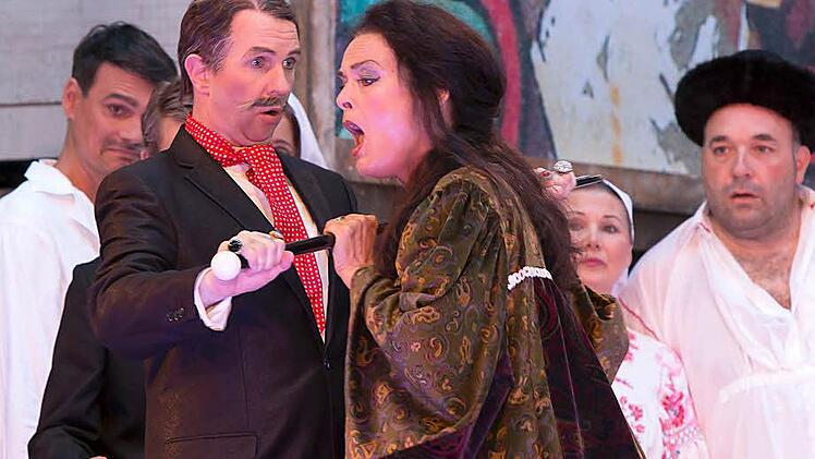 Impressionen vom "Zigeunerbaron" auf der Waldbühne Heldritt.Foto: Albert Höchstädter