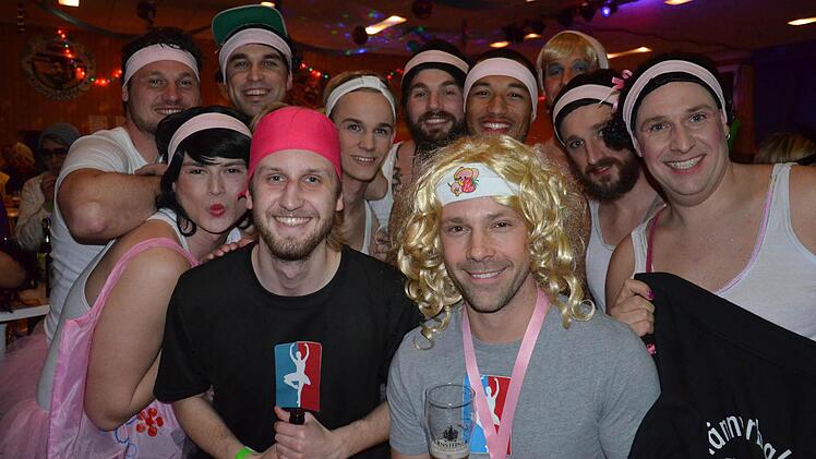 Weiberfasching Gauaschach: Foto: Jana Keul